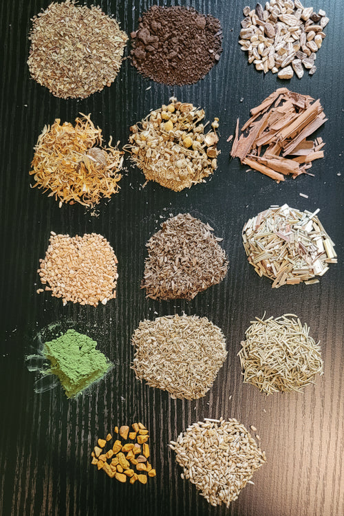 Basil, Black Walnut Hull, Burdock Root, Calendula, Chamomile, Cinnamon Stick (Ceylon), Garlic (Minced), Lemon Balm Leaf, Lemon Grass, Moringa Leaf Powder, Oregano, Rosemary, Turmeric, & Yarrow Flower
